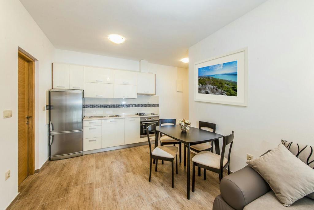 Apartment Lili 比奥格勒·纳·莫鲁 外观 照片
